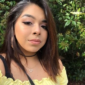 Meet your Posher, Alisha